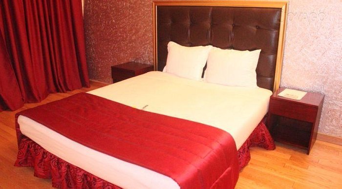Ngaliema Resort Club
