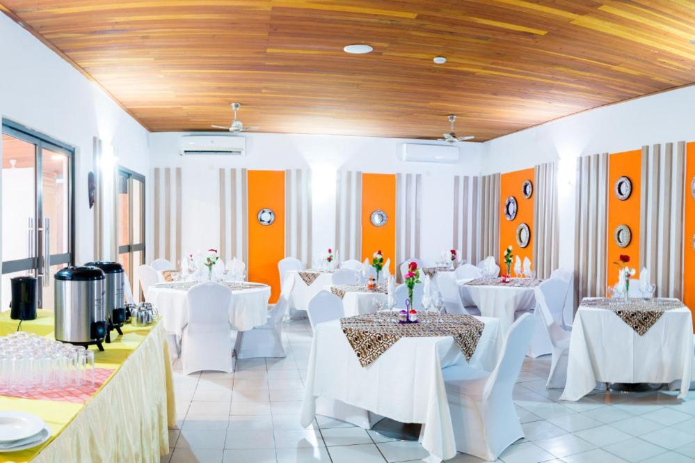 Roses Hotel