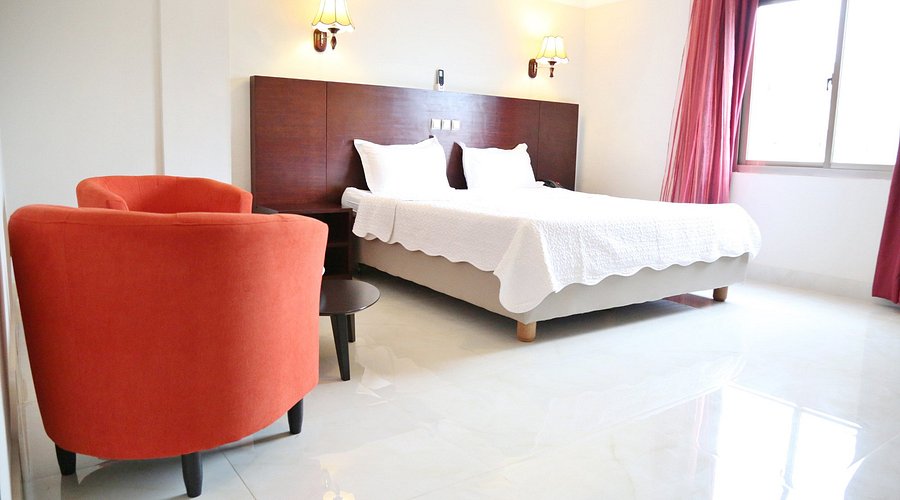 Roses Hotel